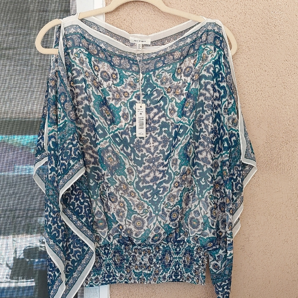 Max Studio Blue and White Patterned Blouse